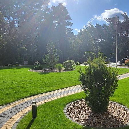 Apartament Przy Jeziorze Борне-Сулиново Экстерьер фото
