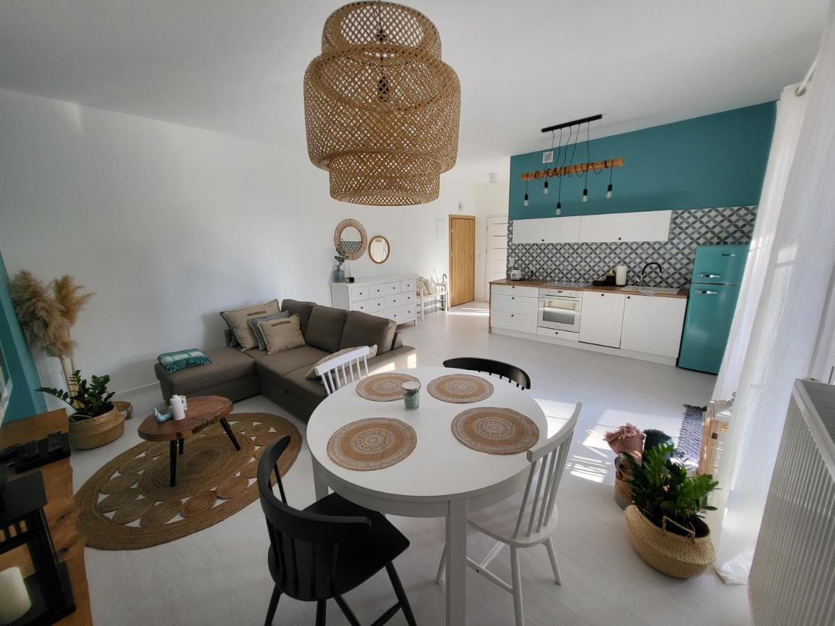 Apartament Przy Jeziorze Борне-Сулиново Экстерьер фото